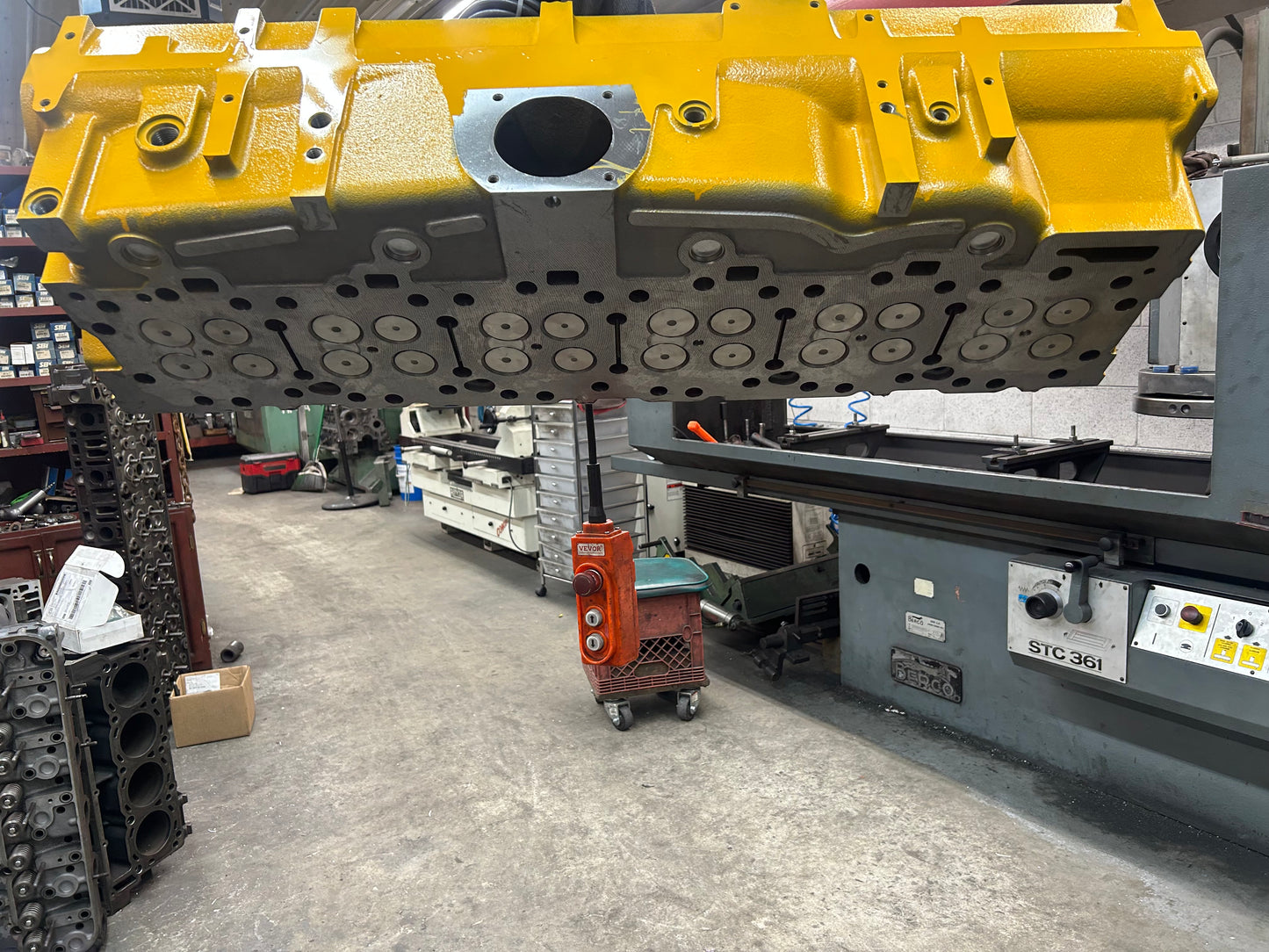 New c15 cat cylinder head